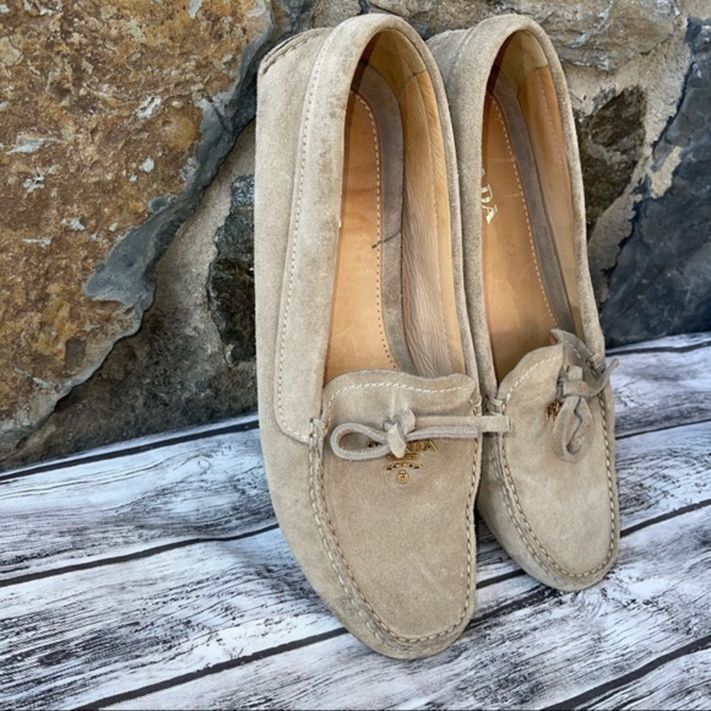 100% Authentic PRADA Slip-On Moccasins | Camel | Size 38 (US Size 7/7.5) - Picture 3 of 7